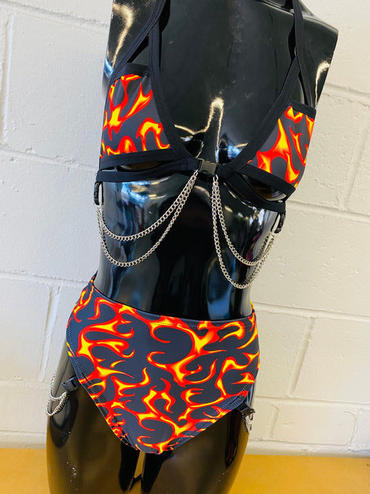 THAT'S HOT | Chain Cage Top + High Waisted High Cut Chain Bottoms + Face Mask + Gloves, Women's Festival Outfit, Rave Set