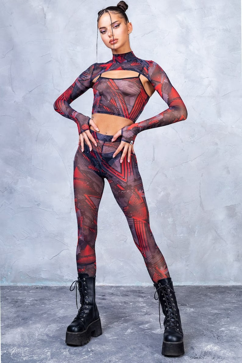 Another angle of the front side of this comfortable mesh set