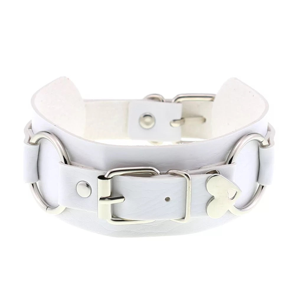 Leather O-ring choker belt w/ buckle