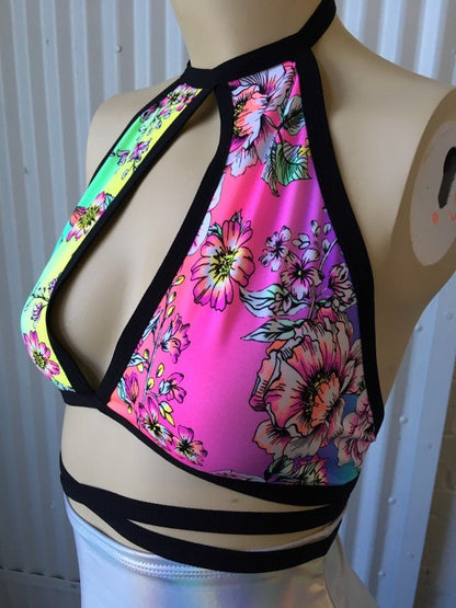 RAINBOW FLOWER | Keyhole Halter top