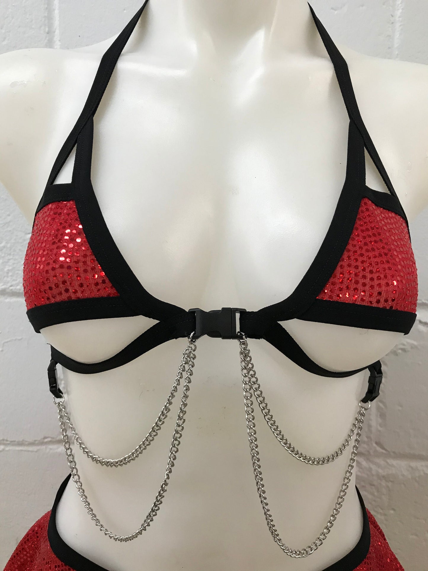 THE BADDIE | Chain Cage Top, Festival Top, Rave Top with Chains