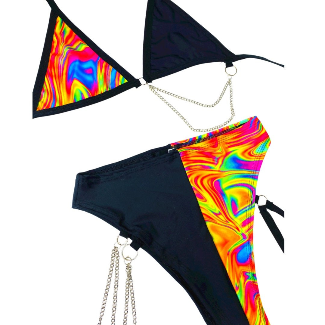 ALL THE GLOW | Mismatch Triangle Chain Top + High Waisted High Cut Chain Bottoms with Leg Wrap, Women's Festival Outfit, Rave Set