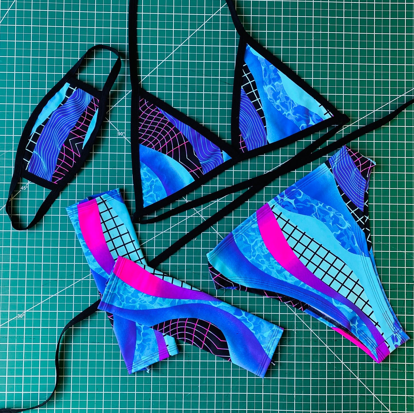 Y2K | Triangle Top + High Waisted High Cut Bottoms + Gloves, Women's Festival Outfit, Rave Set
