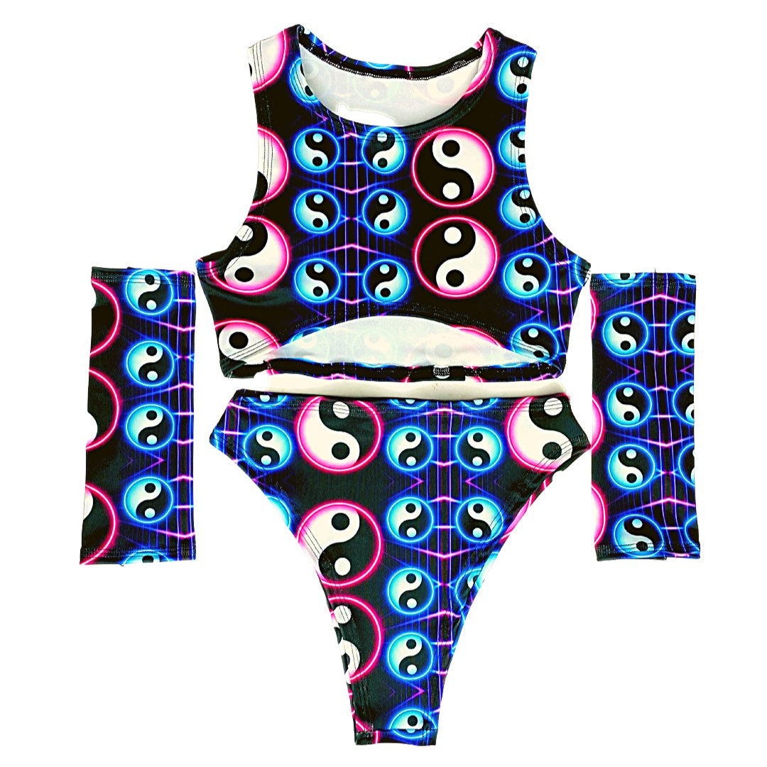 YIN YANG | Underboob Sporty Crop Top, Women's Festival Top, Rave Top