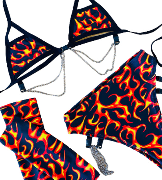 THAT'S HOT | Chain Cage Top + High Waisted High Cut Chain Bottoms + Face Mask + Gloves, Women's Festival Outfit, Rave Set