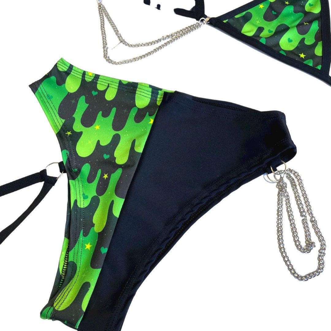ALL THE SLIME  | Mismatch Triangle Chain Top + High Waisted High Cut Chain Bottoms with Leg Wrap, Women's Festival Outfit, Rave Set