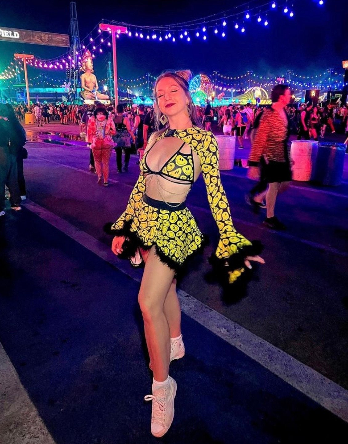 YELLOW Happy | Chain Cage Top, Festival Top, Rave Top with Chains